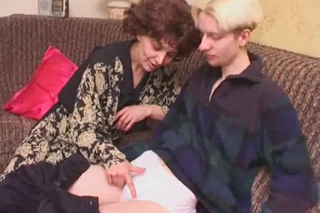 The mature woman neighbor's thanks has no limit.