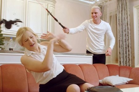 The trick with the spider helped the guy to fuck his tutor milf-teacher.